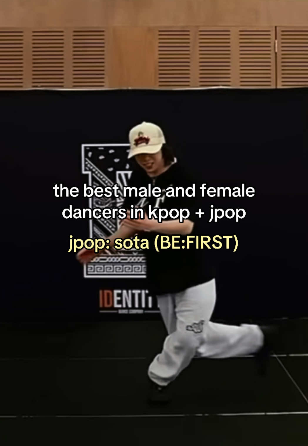 @d! 🎧🐬