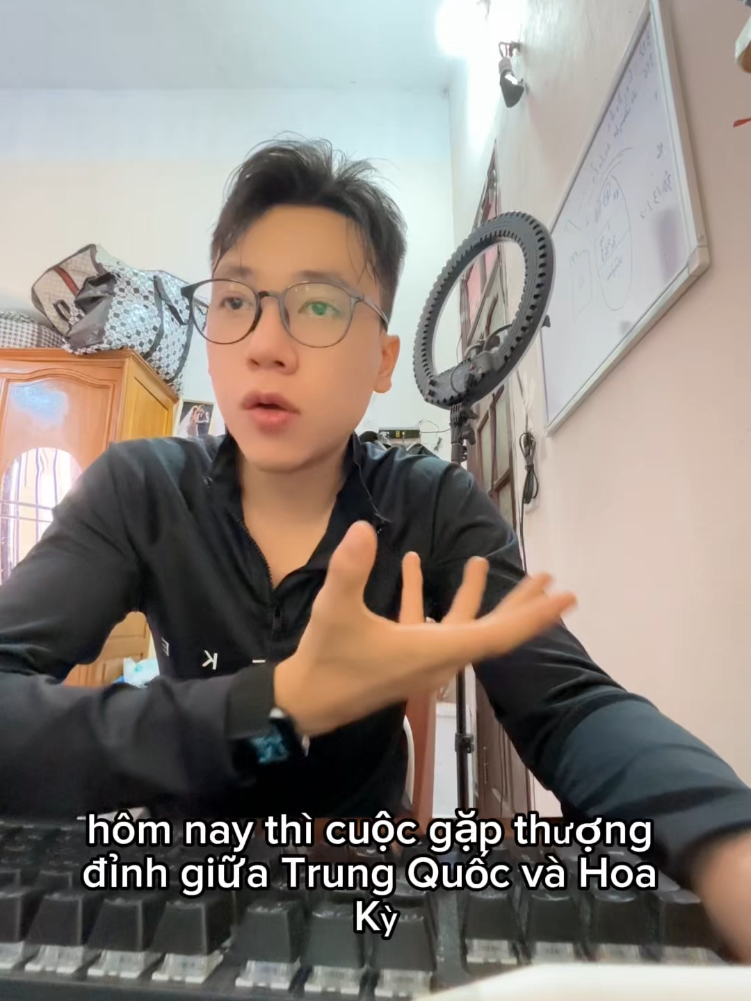 @Huy Sixxx