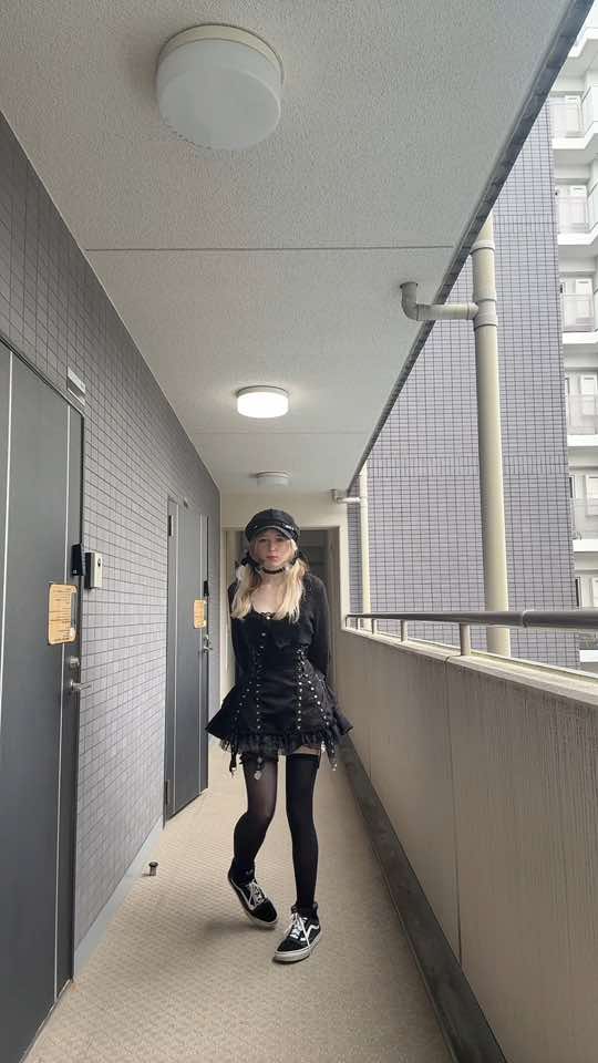 @lifeislosegg