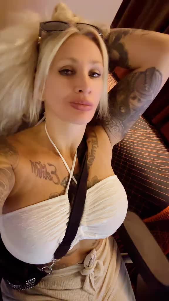 @Julia_inked