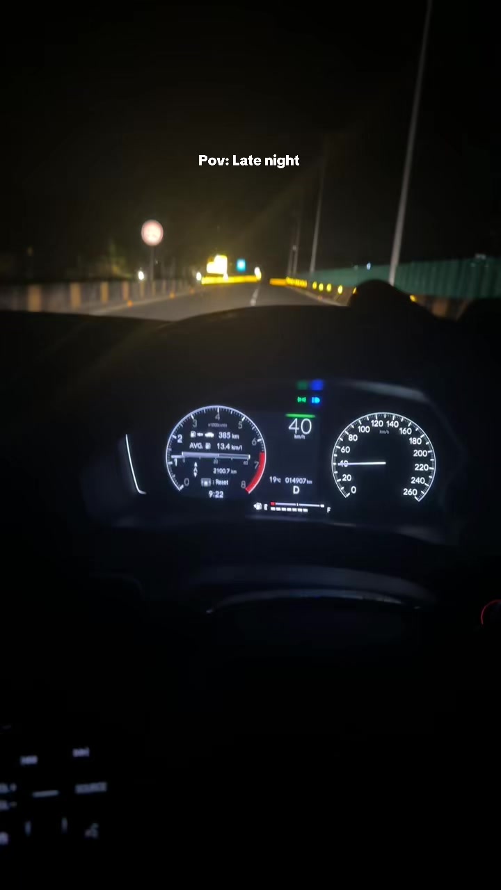 @𝐌𝐞𝐞𝐫𝐚𝐧🕊️