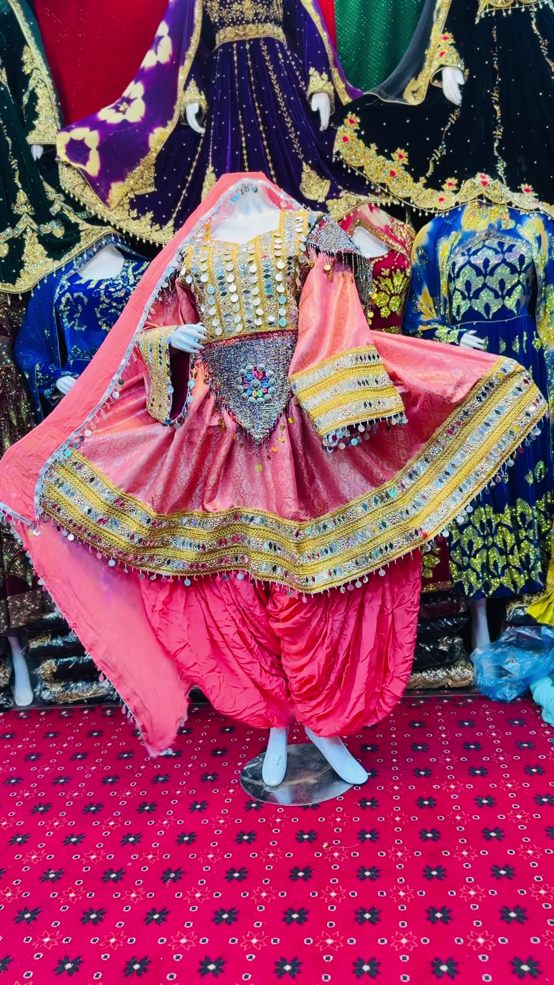@نیو لباس گارمنٹس