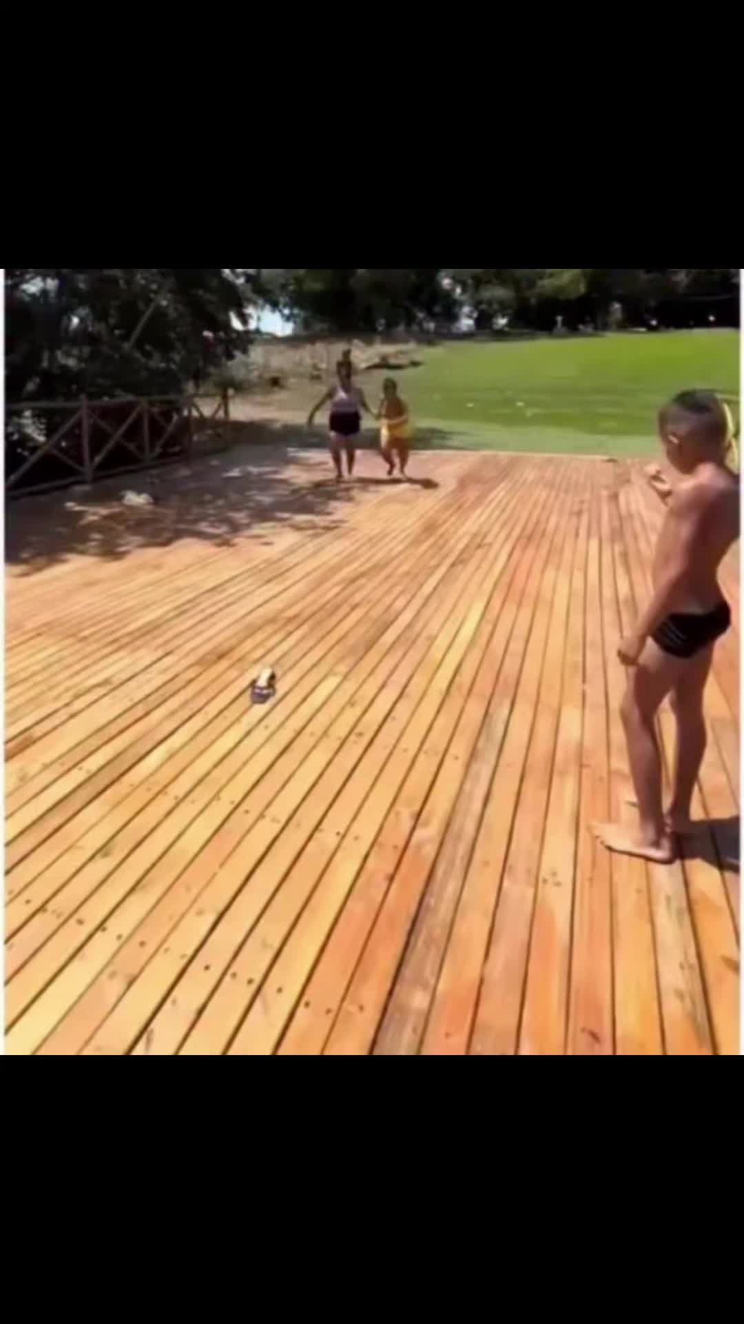 @CocoJamboMemes