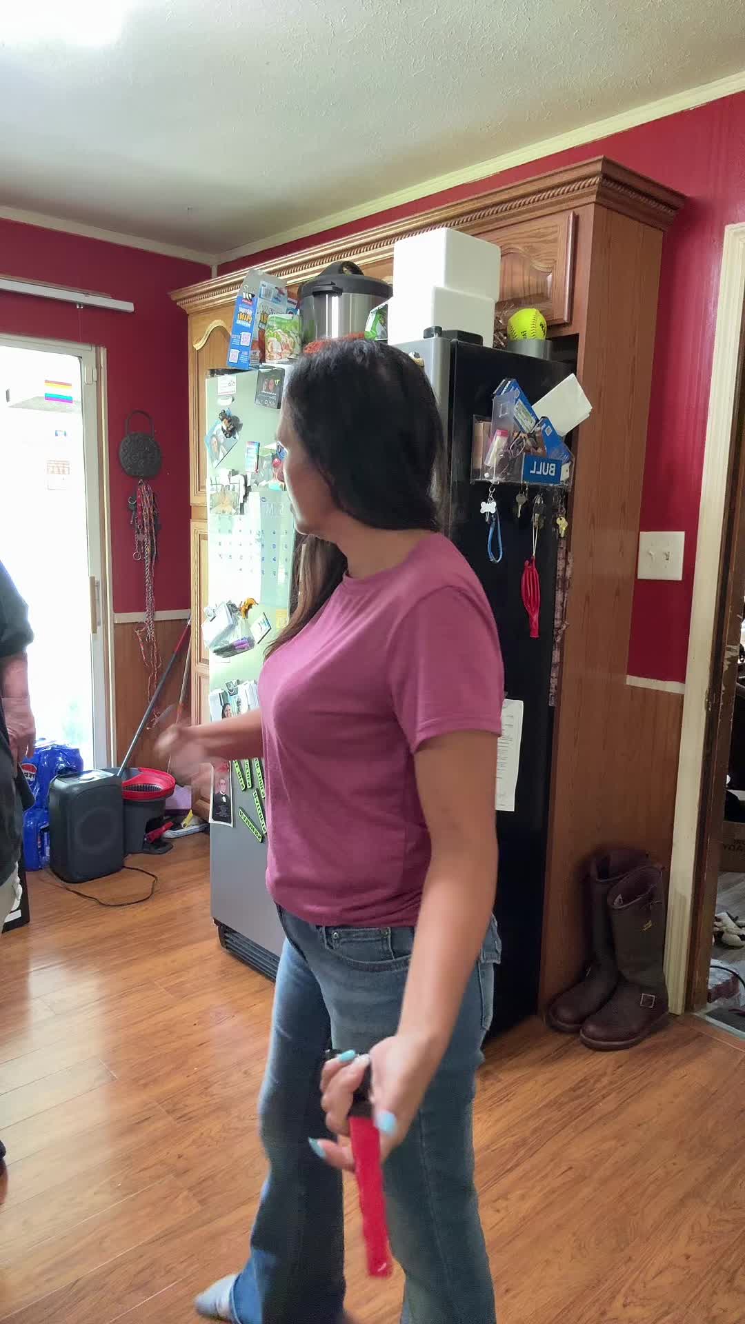 @nevagibson