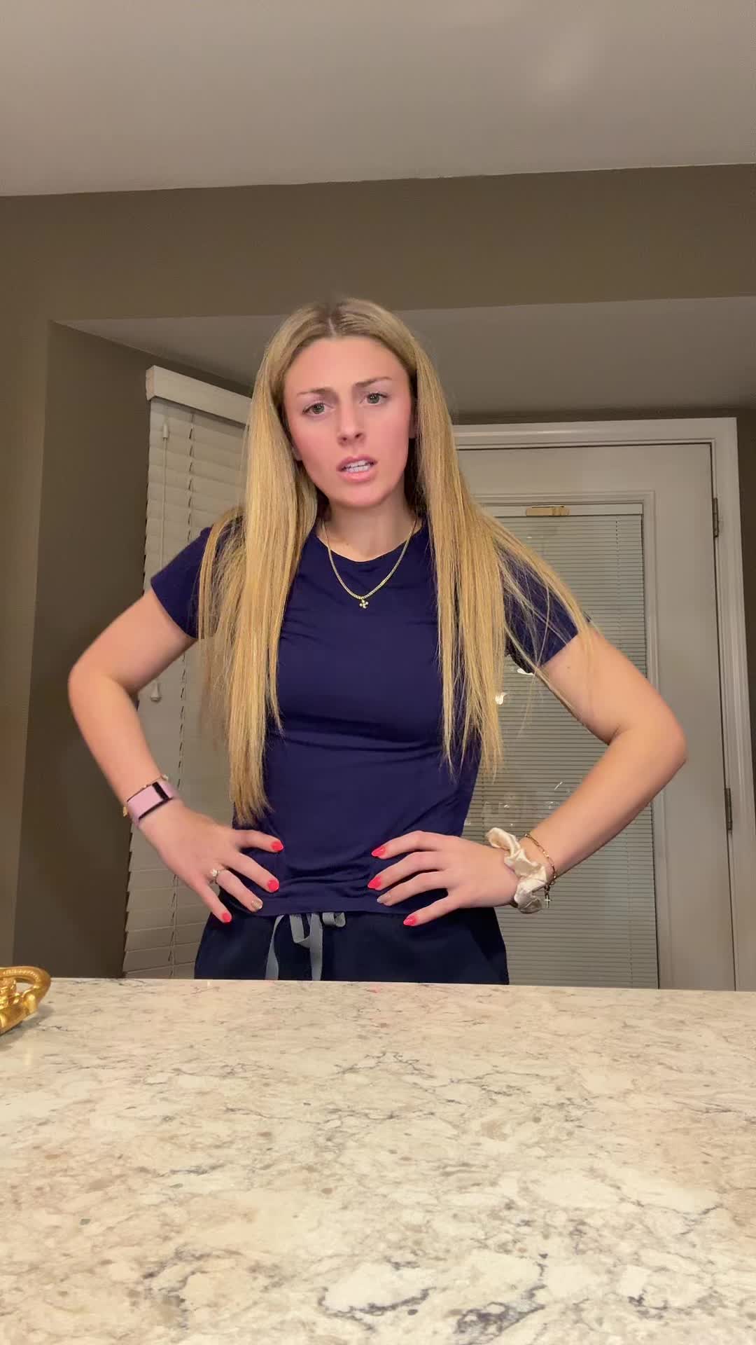 @anna nichols