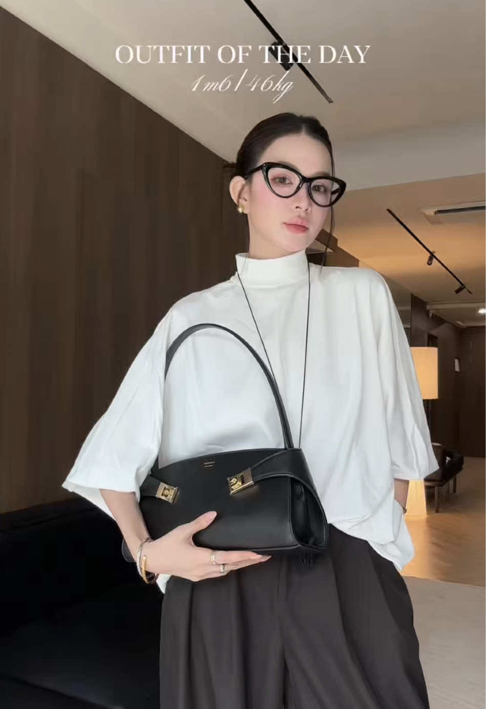 @Vẫn là bạn nhưng sang hơn