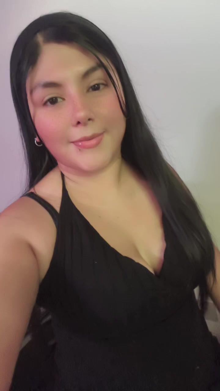 @Yashira C. 👑🩷