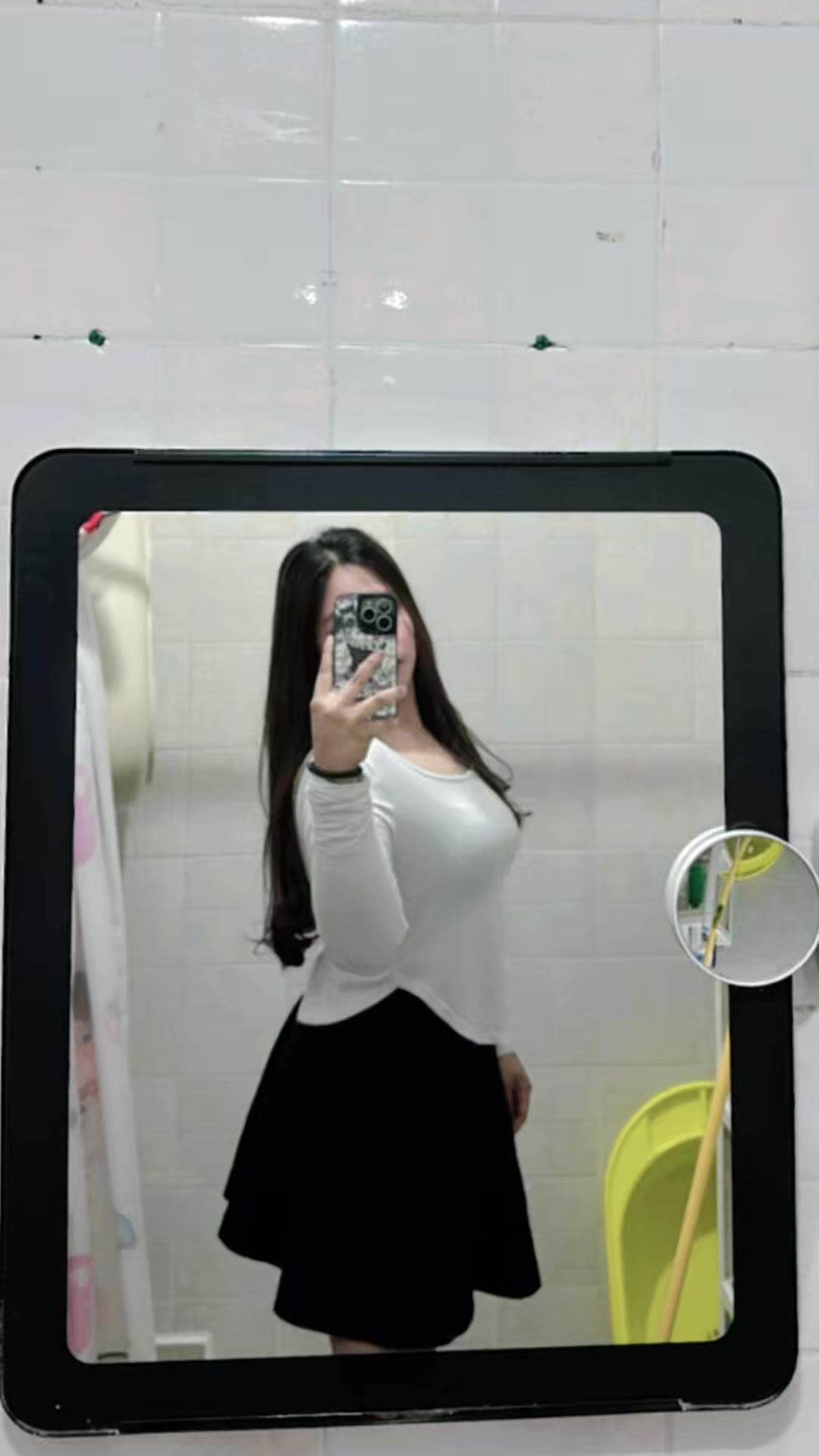 @Monica Icha