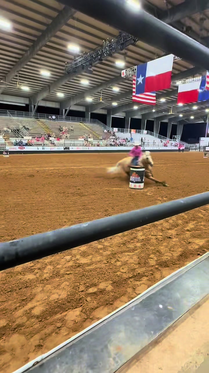 @BarrelRacing.com