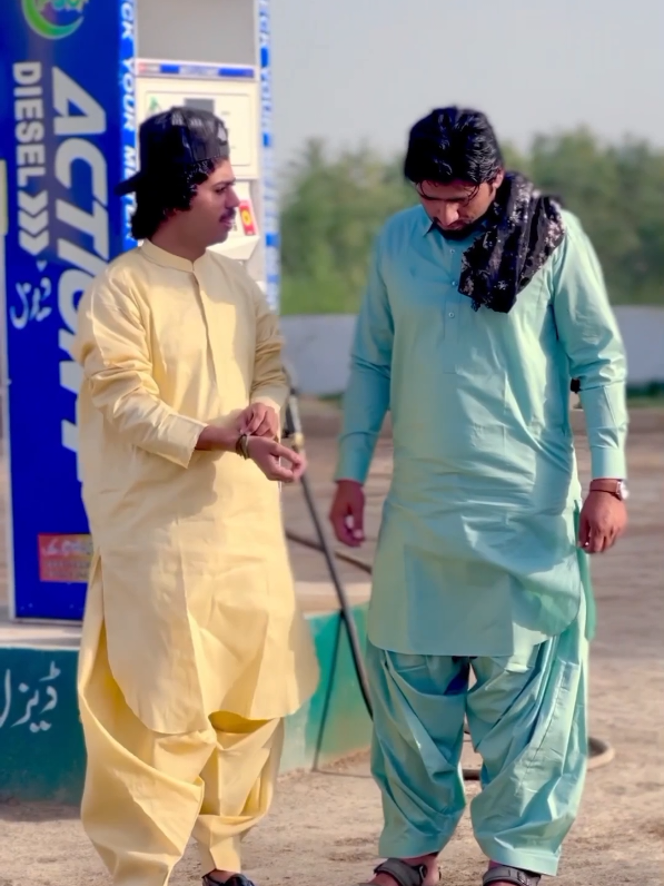 @M.ShaکiR&hearts;️