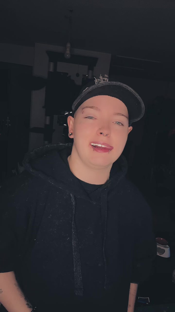 @x_sensitive_toxic_x