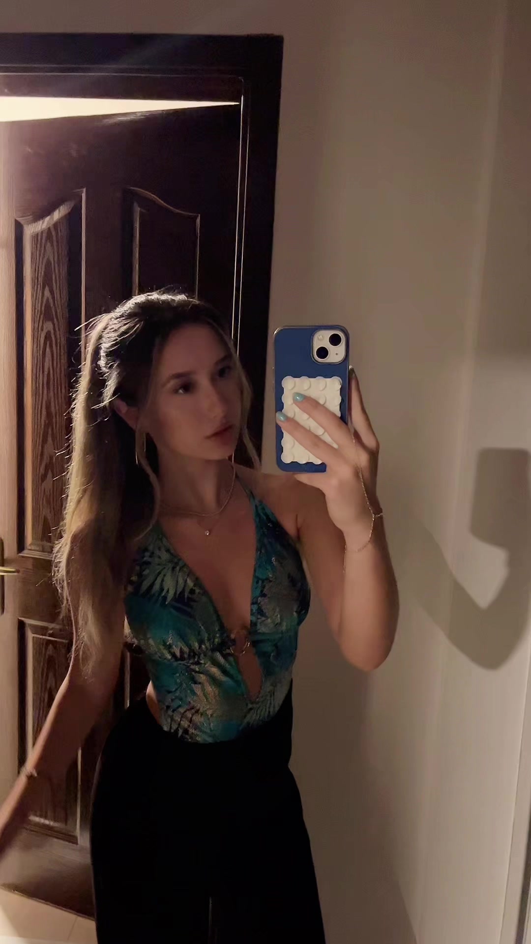 @ᗩᔕᒪI ᗪIKEᑎ