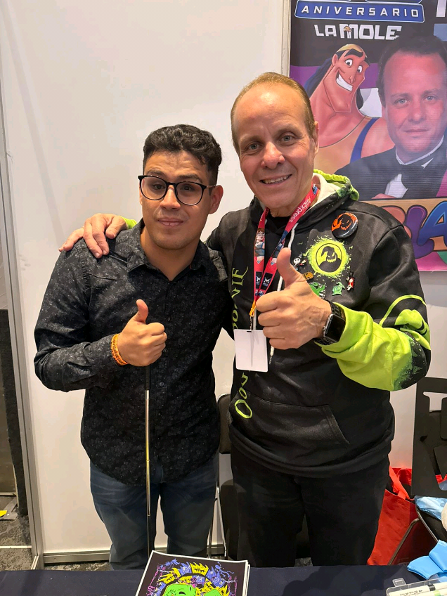 @AXEL LE&Oacute;N