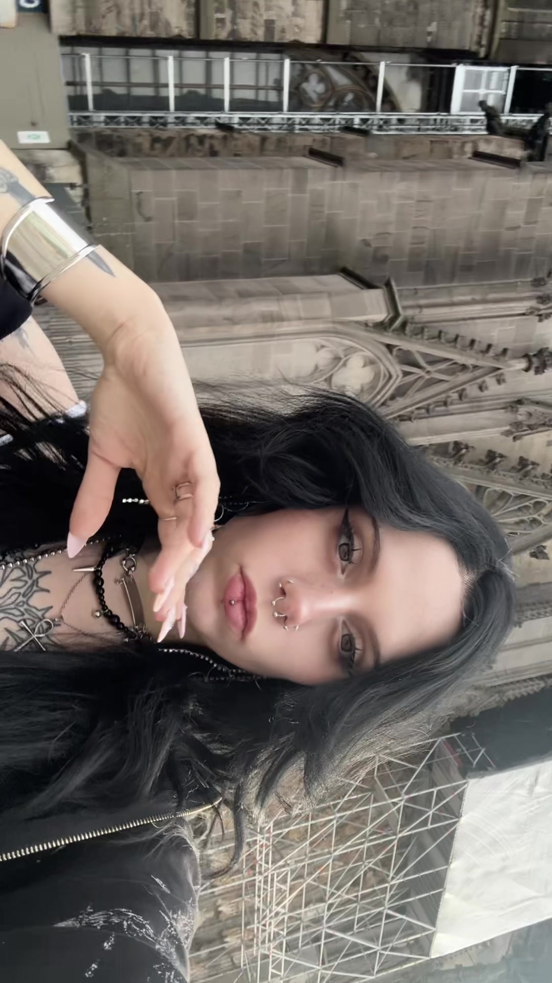 @callmebufbuf
