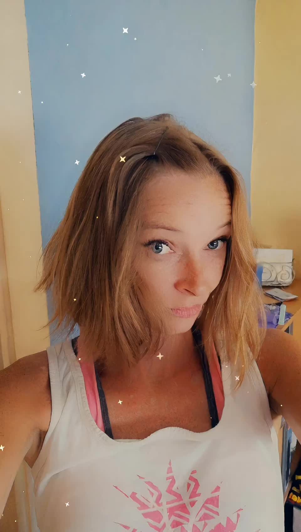@süße Prinzessin 🥰🙈