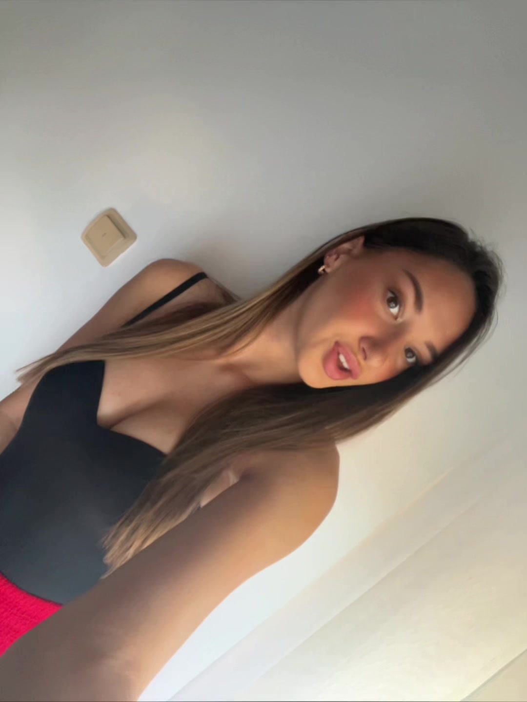 @neni
