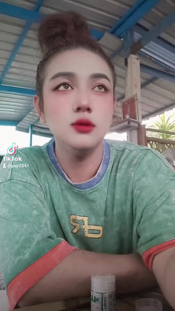 @🌺🦄ปอยลี่🦄🌺