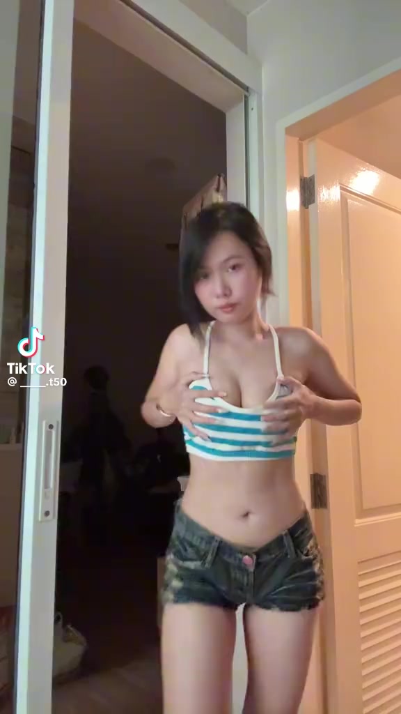 @la chica traviesa
