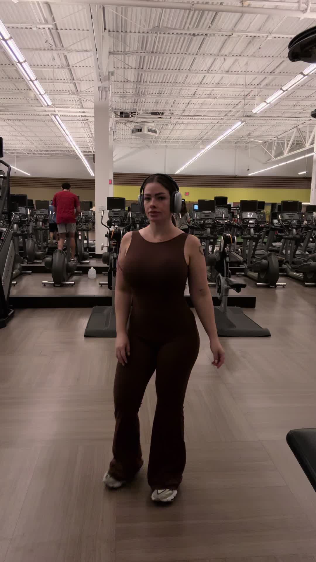 @anisleidy9104