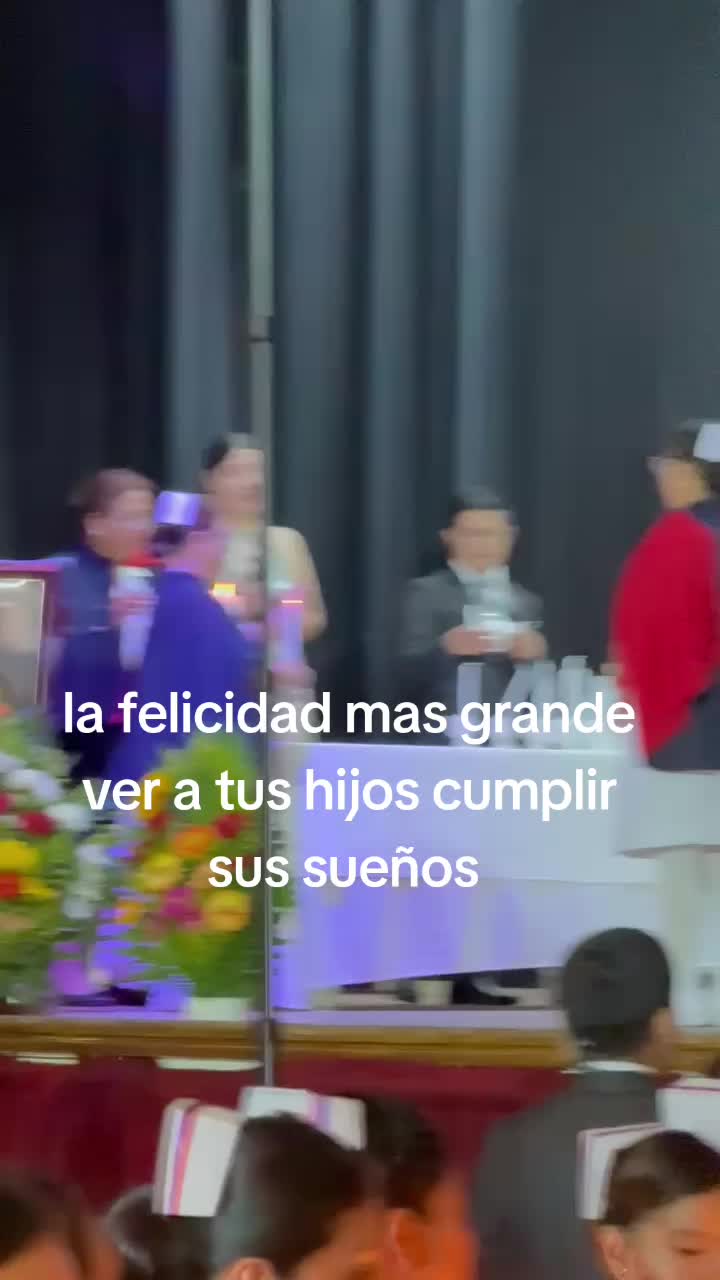 @Bella