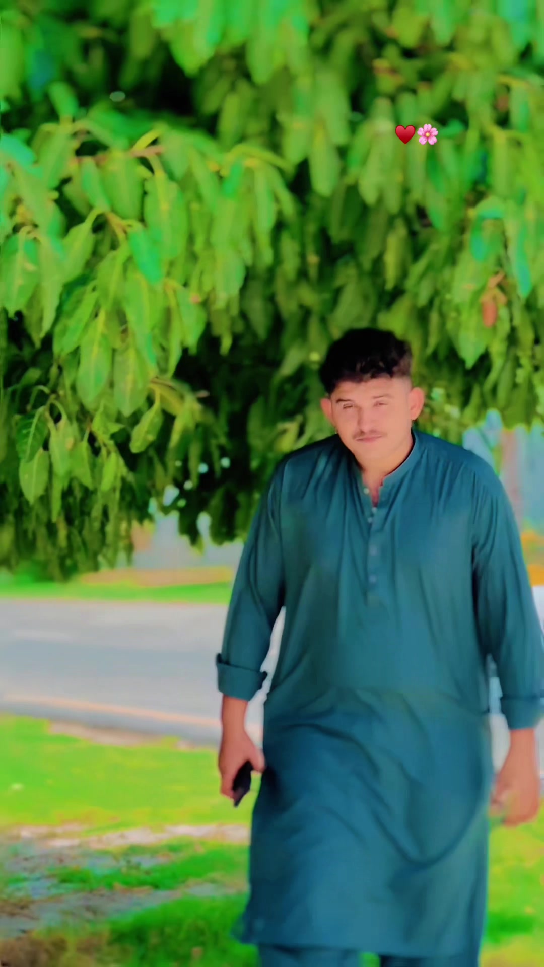 @ᑕᕼ ᖇEᕼᗰᗩᑎ🇵🇰🇰🇭