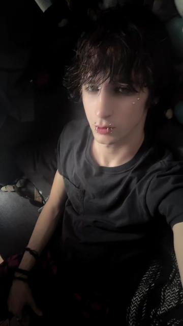 @stinkypoopydoodoofarts