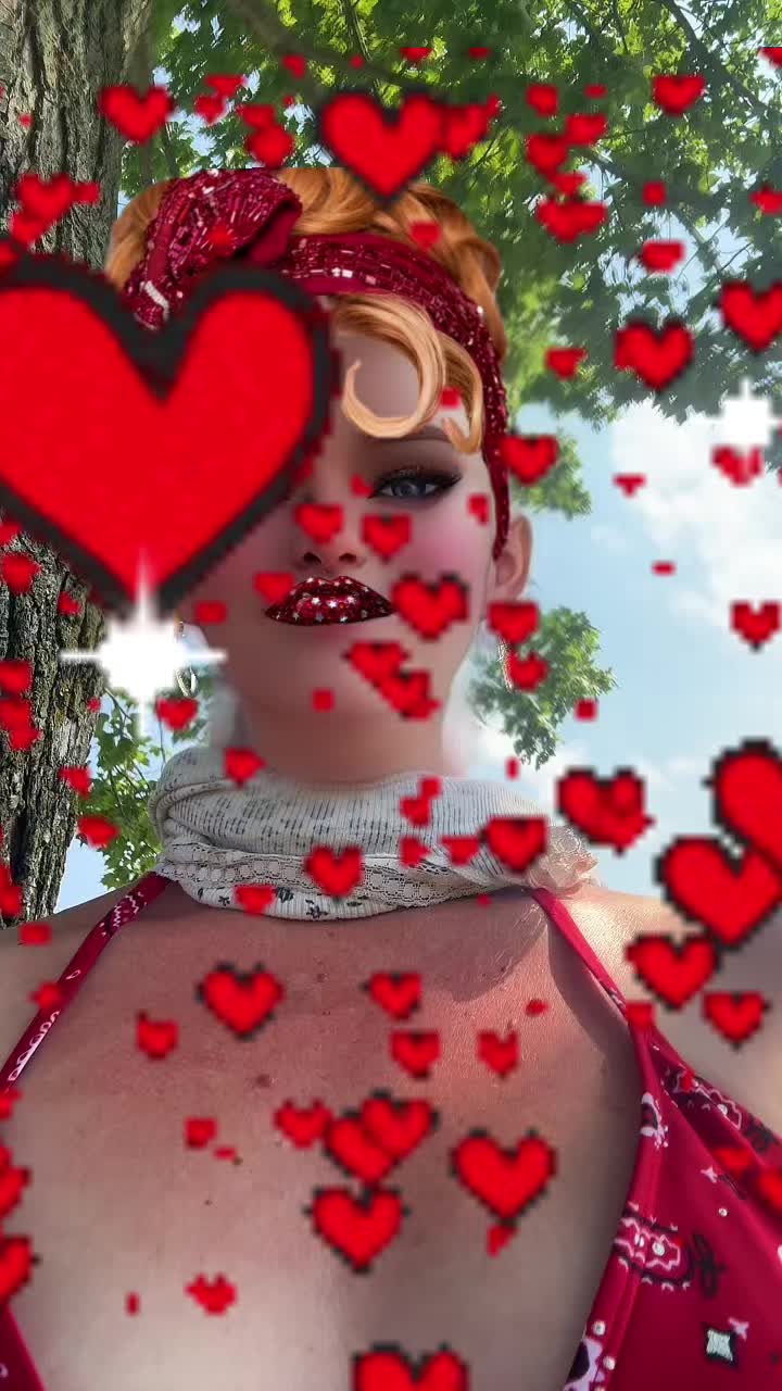 @datgirl_holly_nicholle