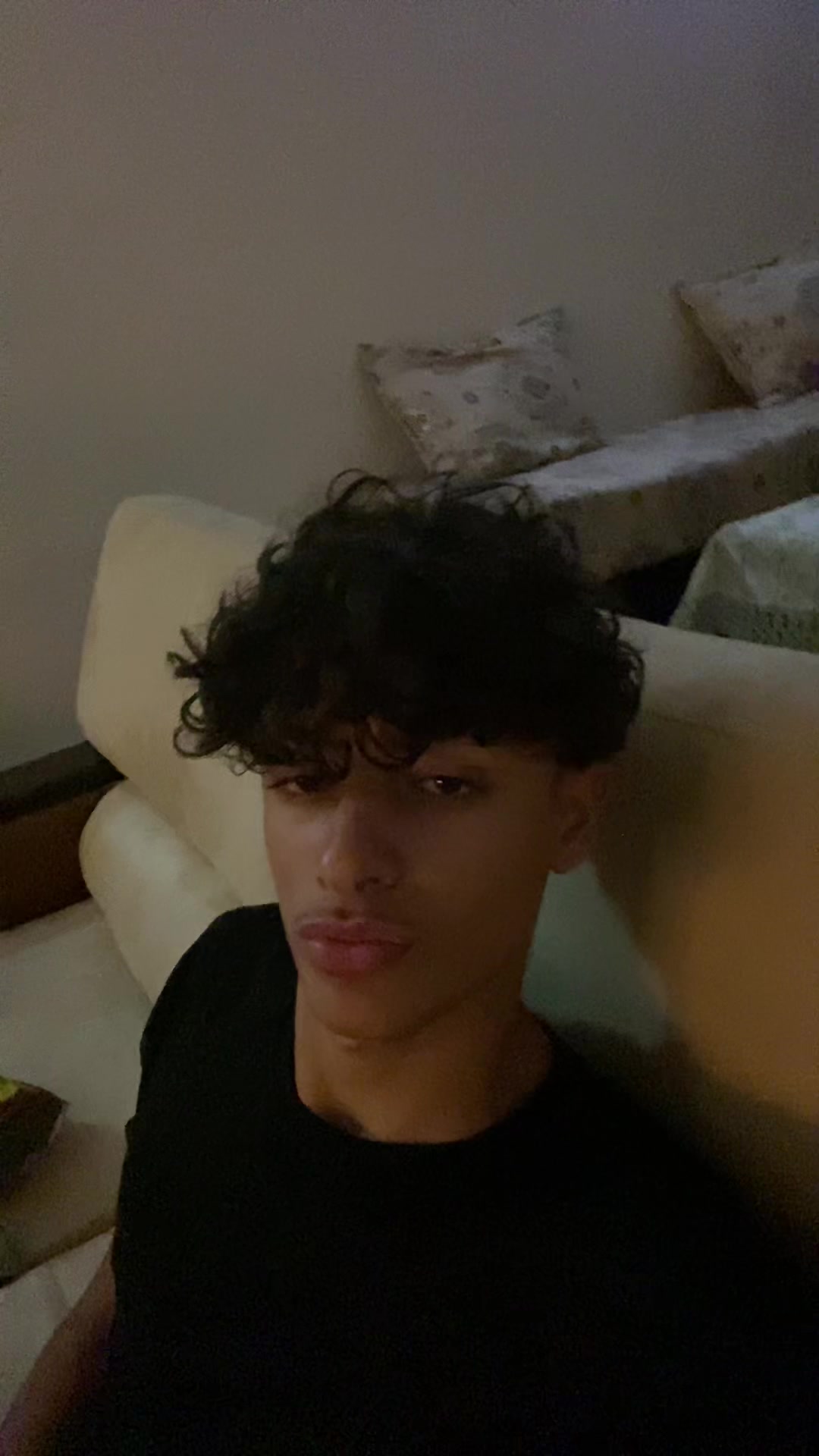 @علي