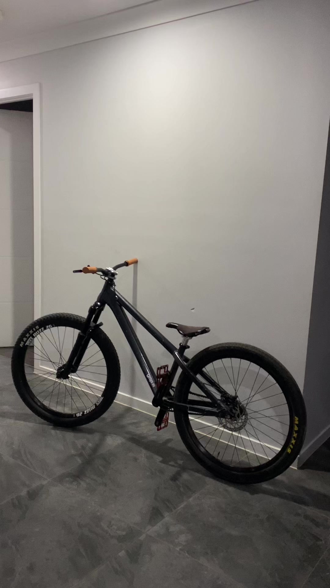 @uzr.oliver