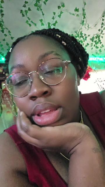 @🧚🏾Bri Le Fae 🧚🏾🌈📚🍄☕️