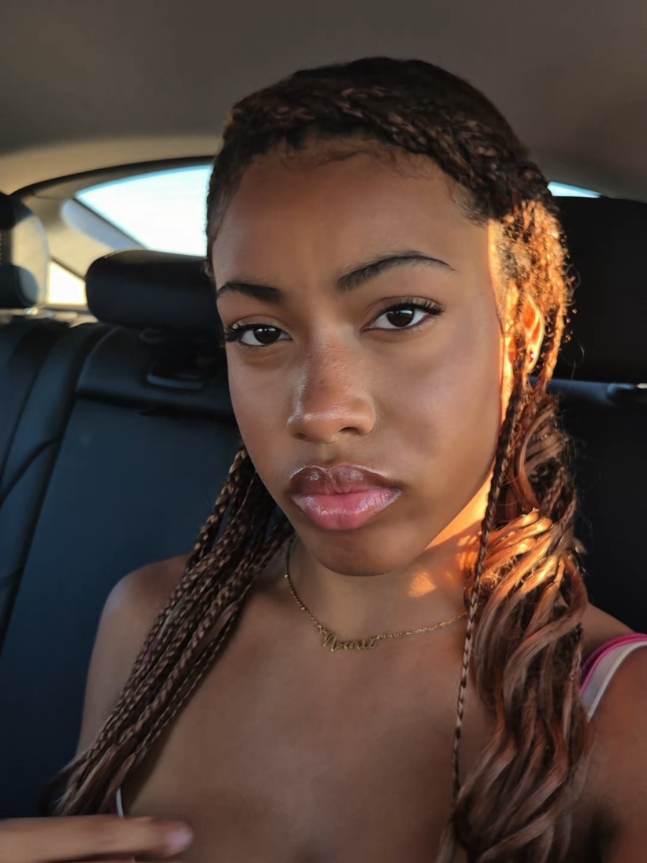 @𝐊.