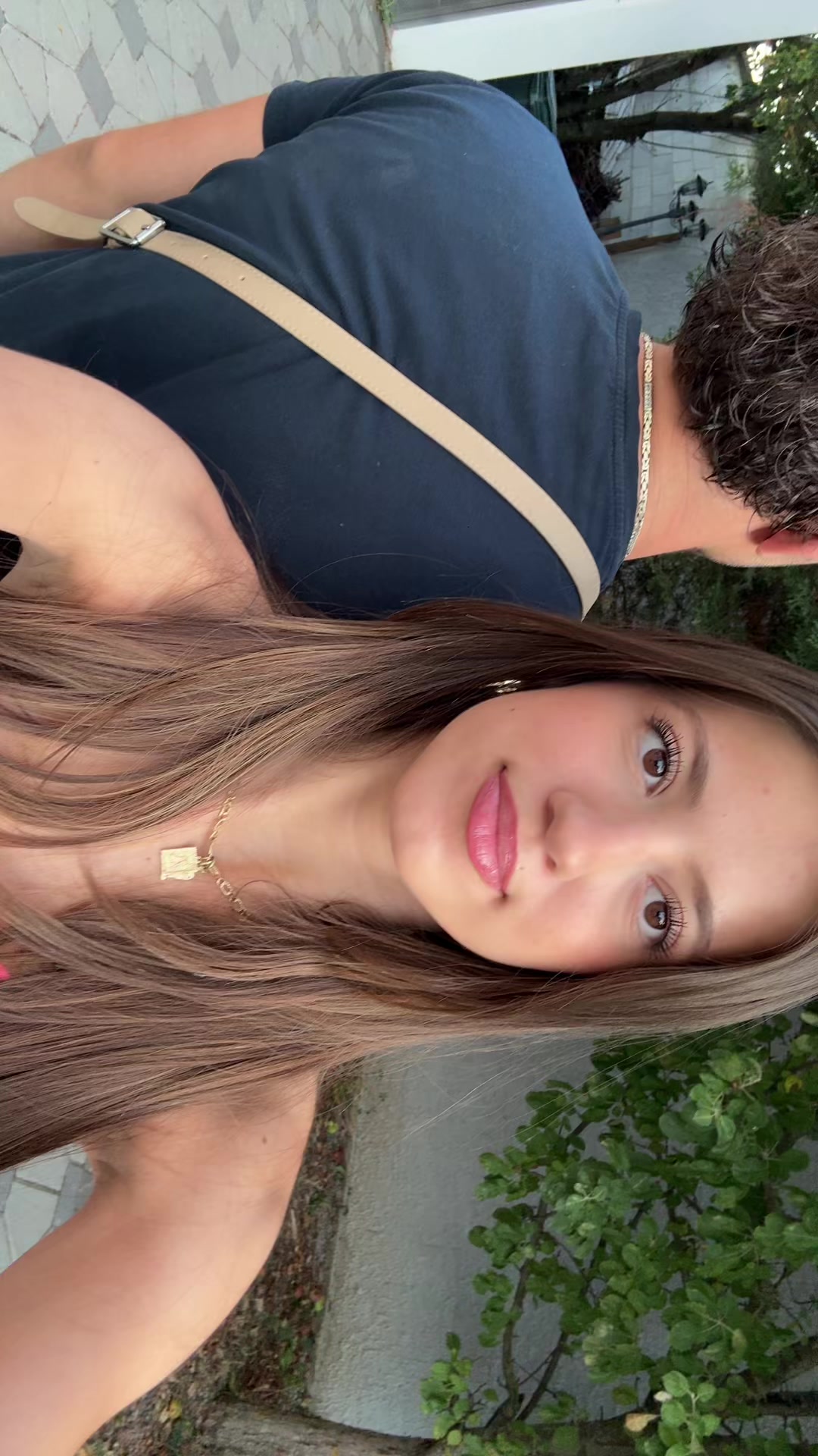 @𝐬𝐚𝐫𝐚