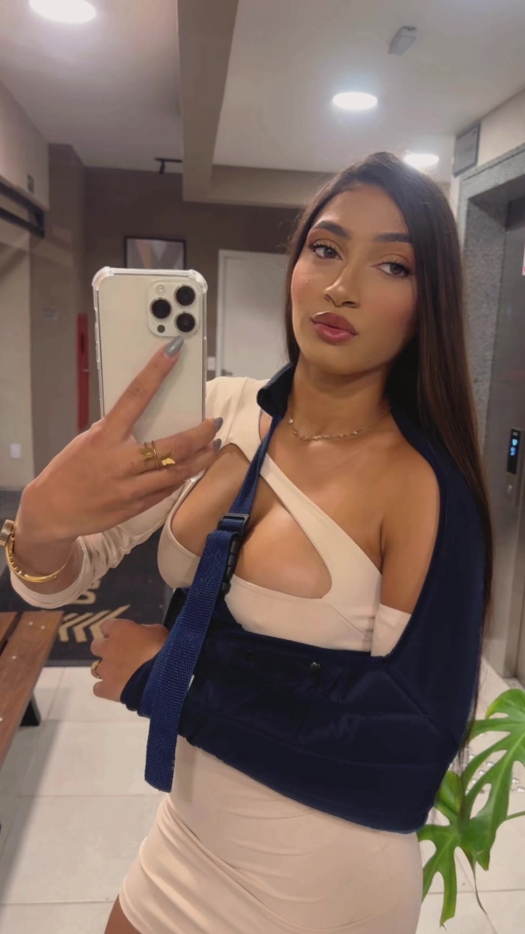 @_agathareis01_