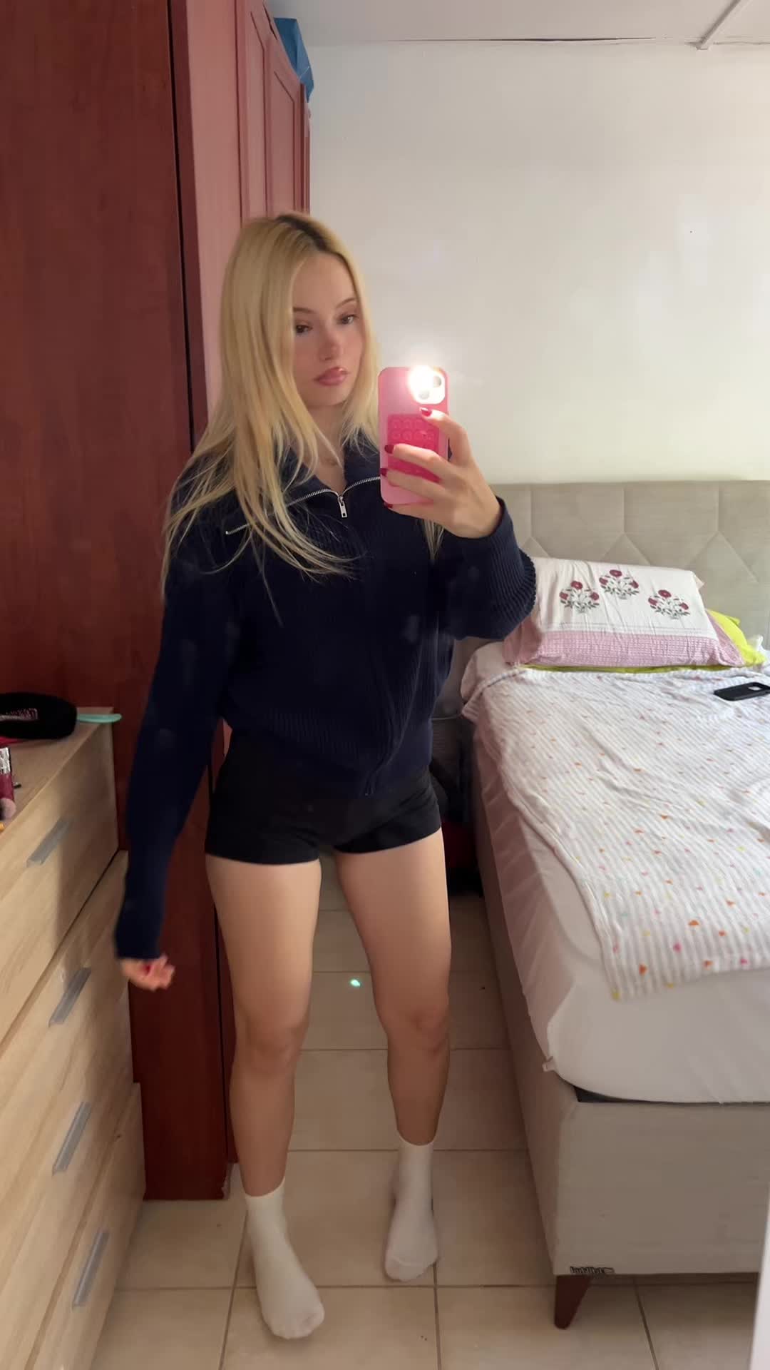 @Ayşenur