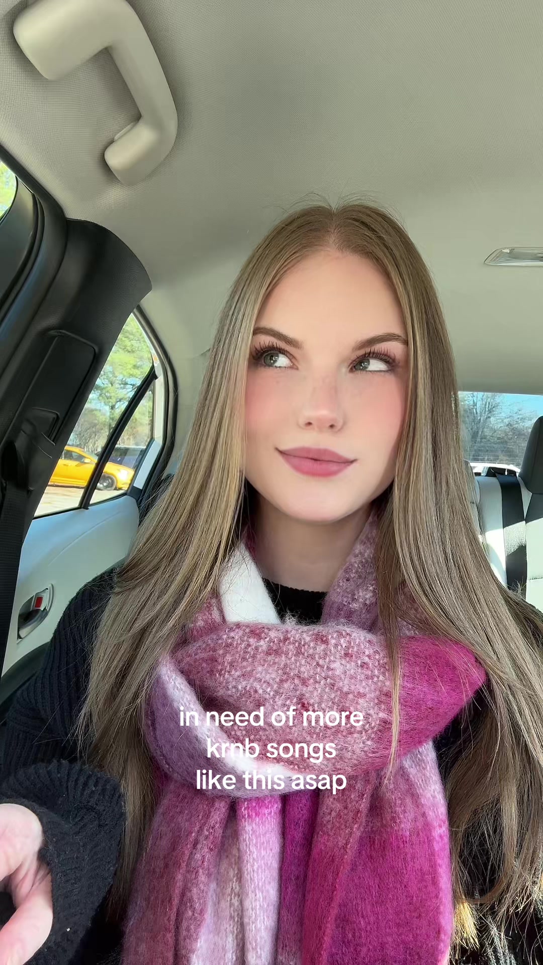 @mia ✮⋆˙
