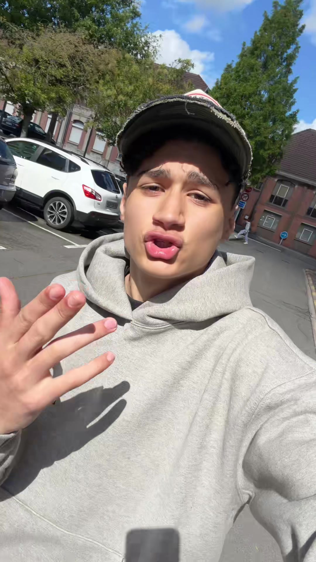 @R9B