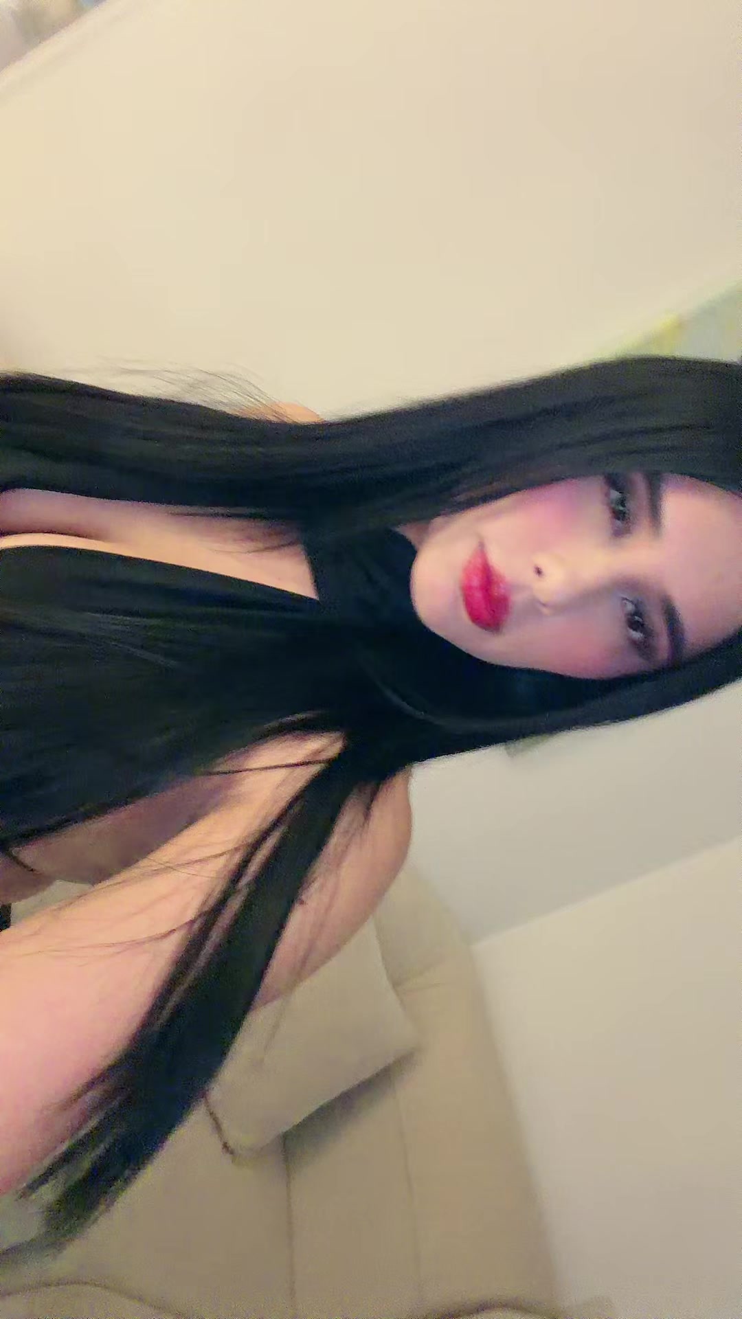 @𝑁𝐼𝐾𝑂𝐿𝐸
