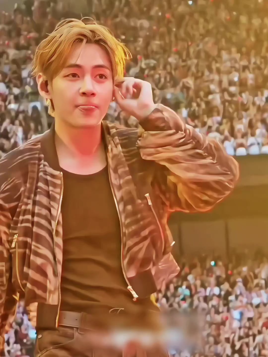 @💜𝐁𝐓𝐒⟭⟬💜𝐕 𝐑𝐌 𝟒𝐉𝐒