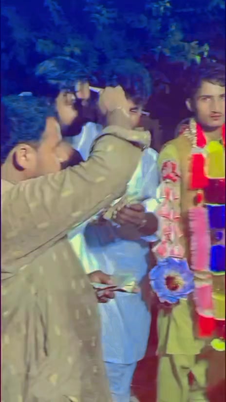 @kHaNzAdA