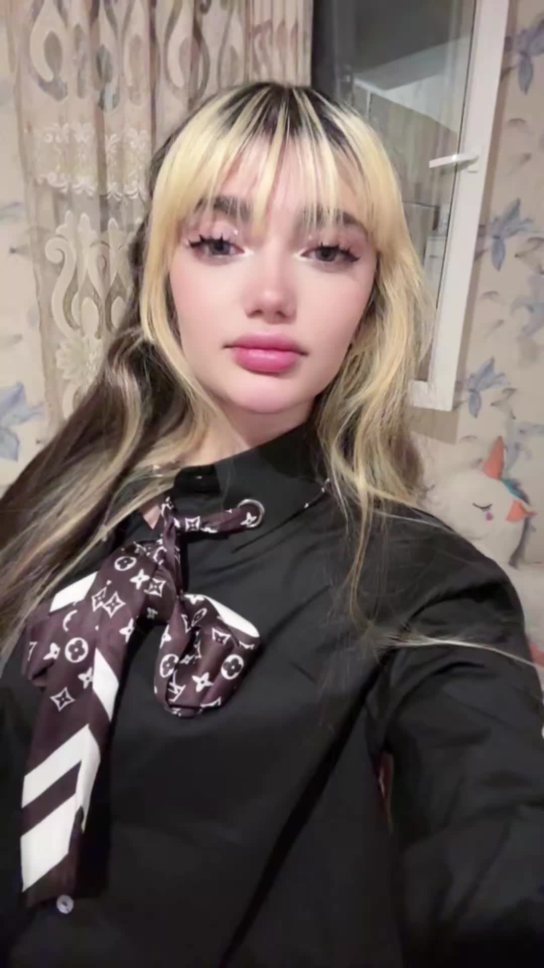 @elisanwm