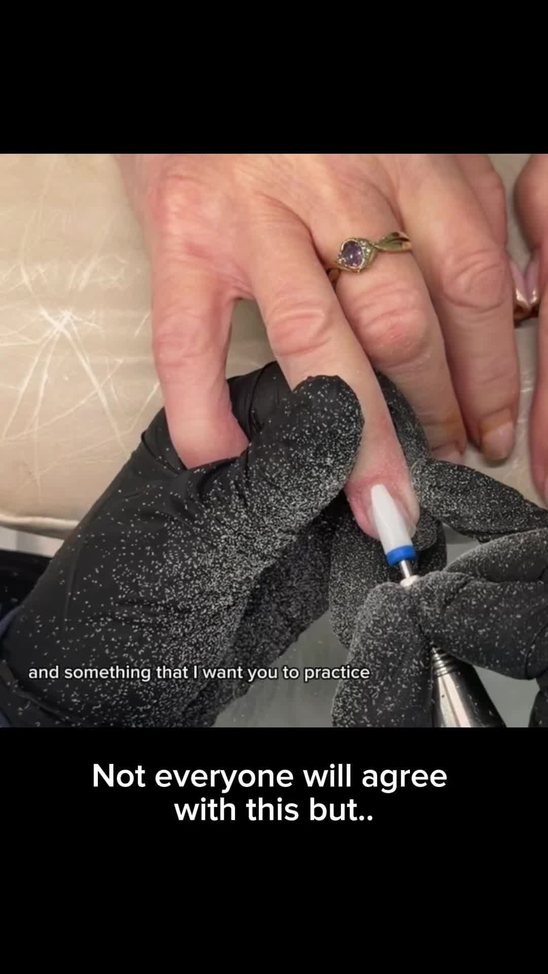 @kellynailacademy