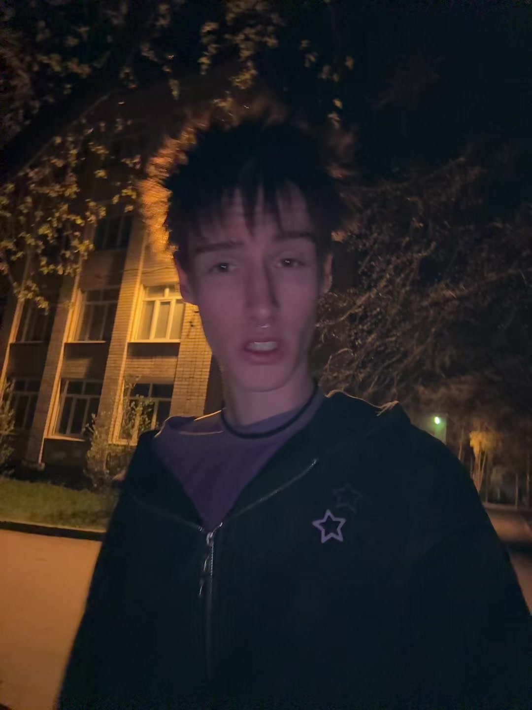 @Илюша про😎