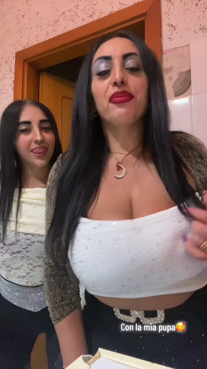 @Maria official❤️👑🎤e Sabrina