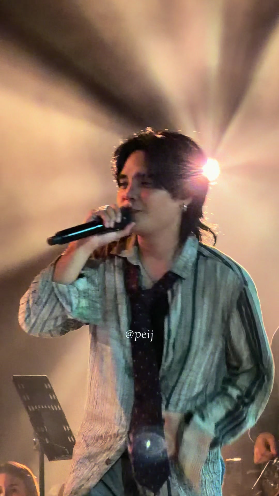 @Peij