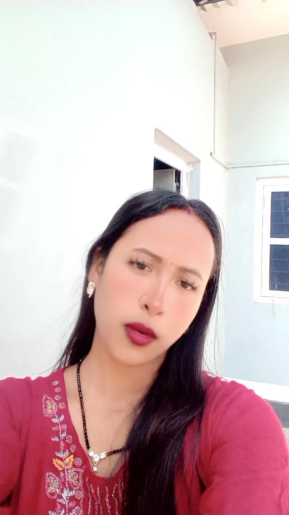 @prajala khadka❤️🥰