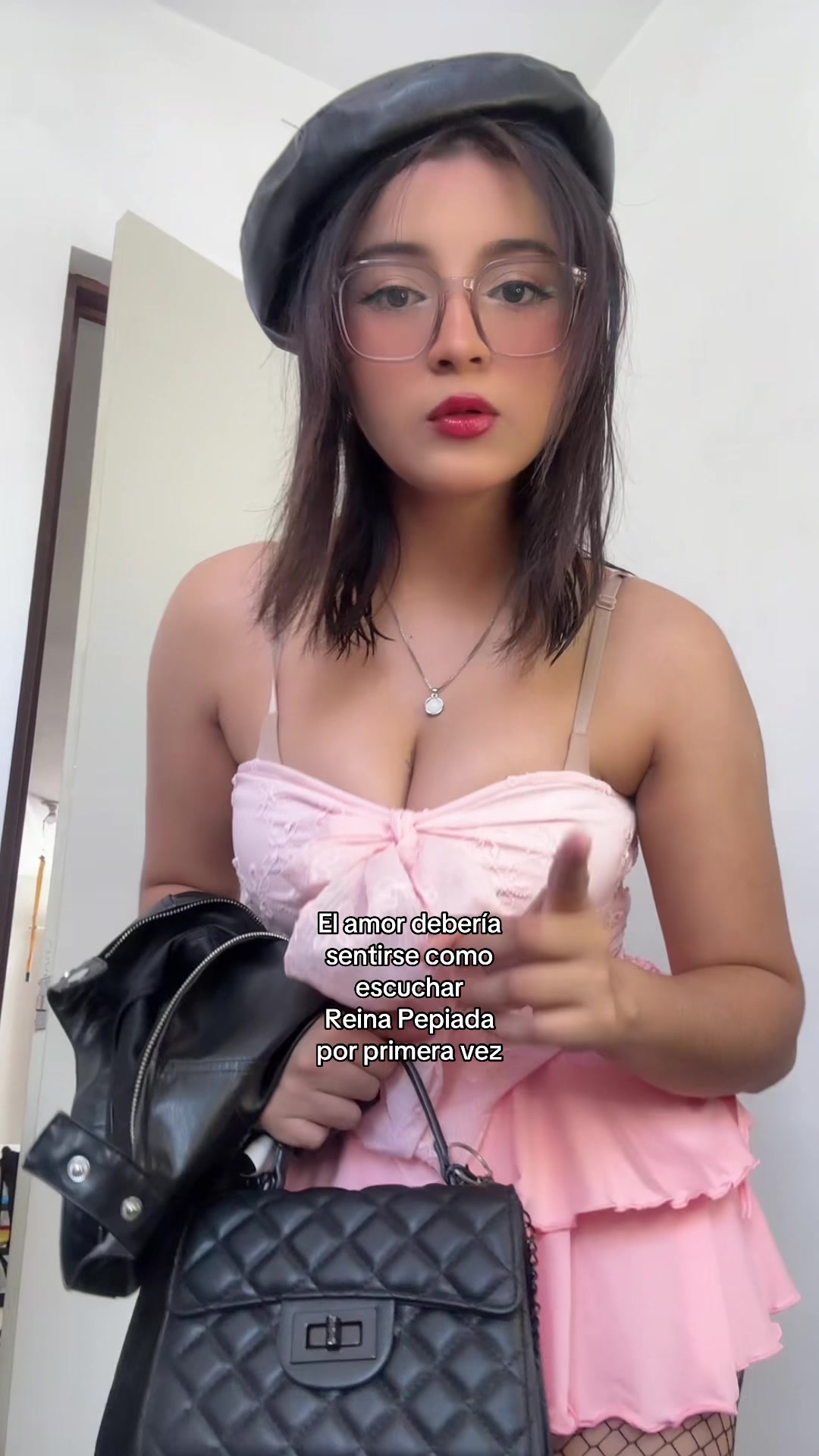 @Aniss⋆: ⋆★˚。 ⋆