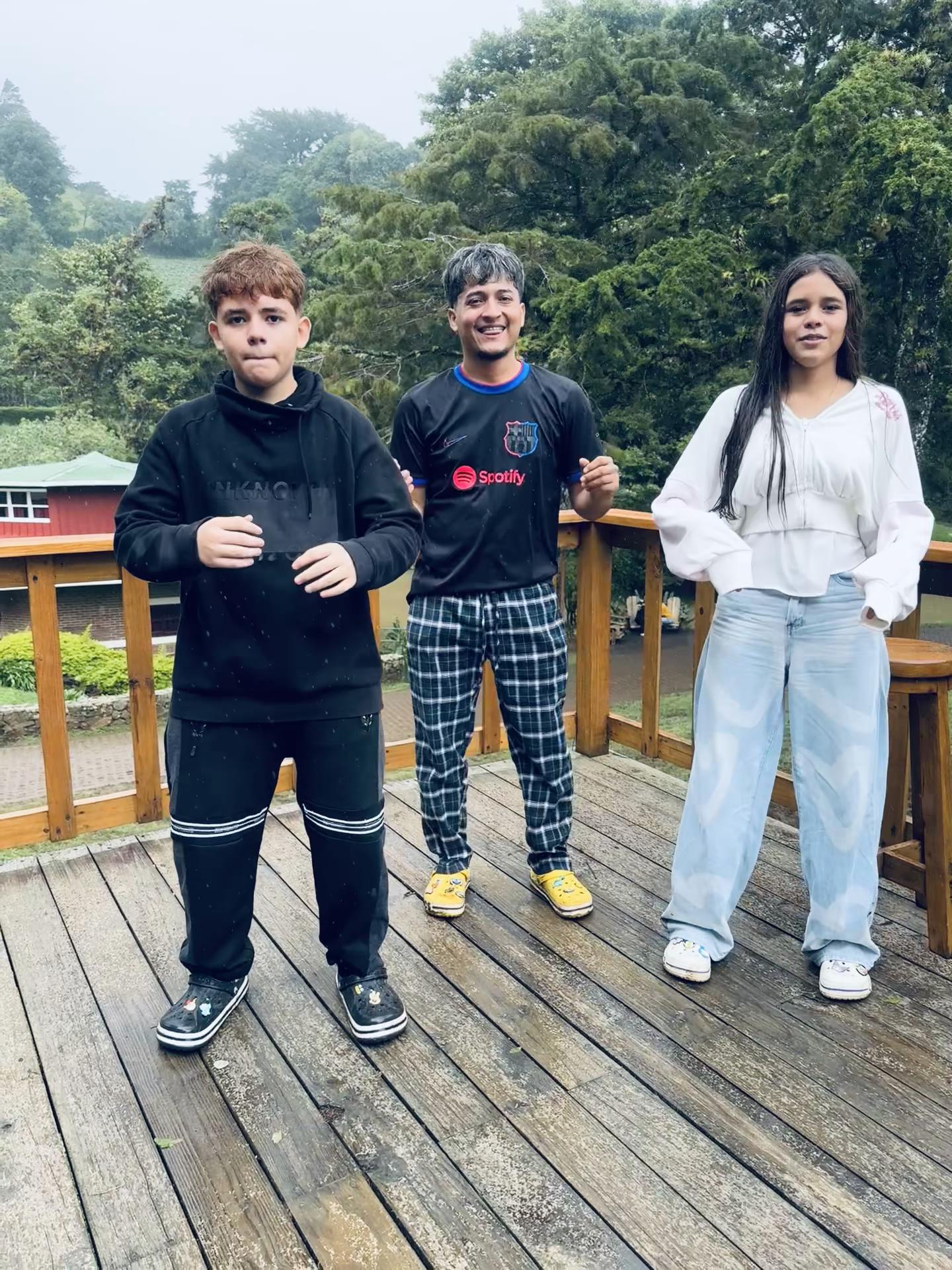 @𝕸𝖊𝖑𝖛𝖎𝖓
