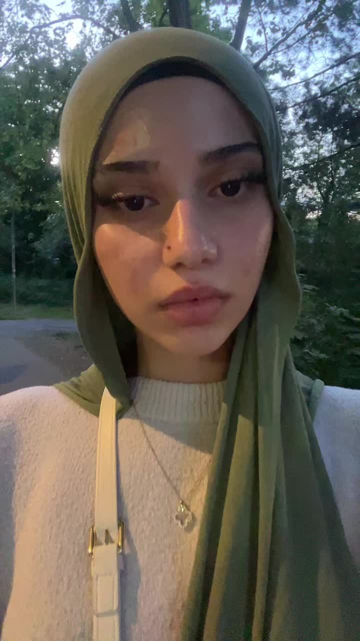 @safiya_bln