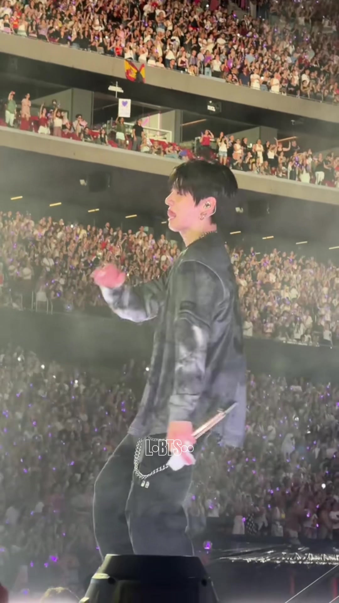 @L°BTS°°