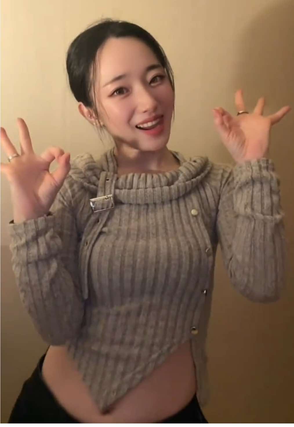 @이아현 AHYEON